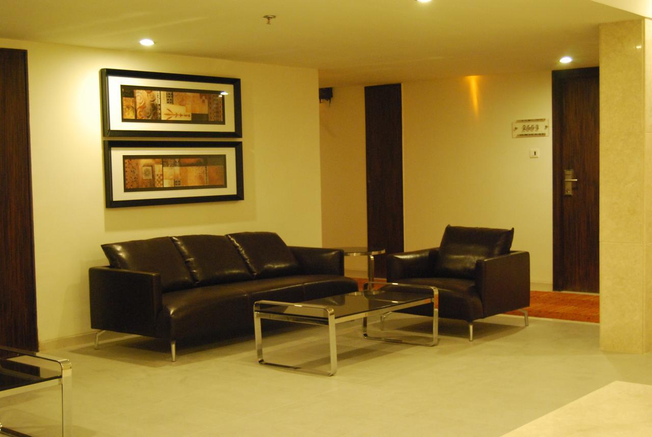 Royal Park Kakinada Hotel Екстериор снимка