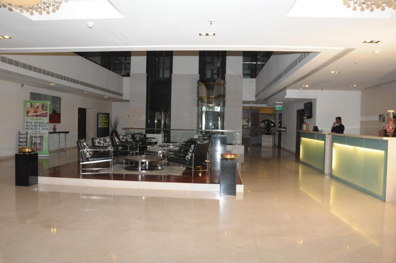 Royal Park Kakinada Hotel Екстериор снимка